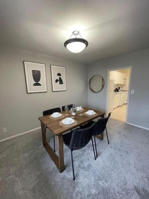 Charming Apartment At Crystal City With Amazing Amenities Arlington Exterior photo